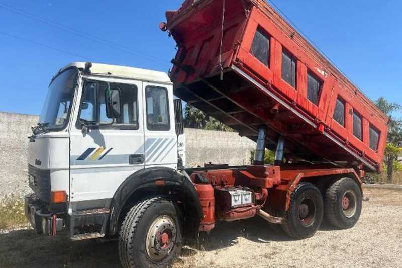 OmecoHub - Immagine IVECO 330-30